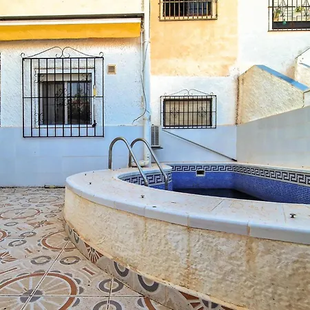 2 Bedroom Awesome In